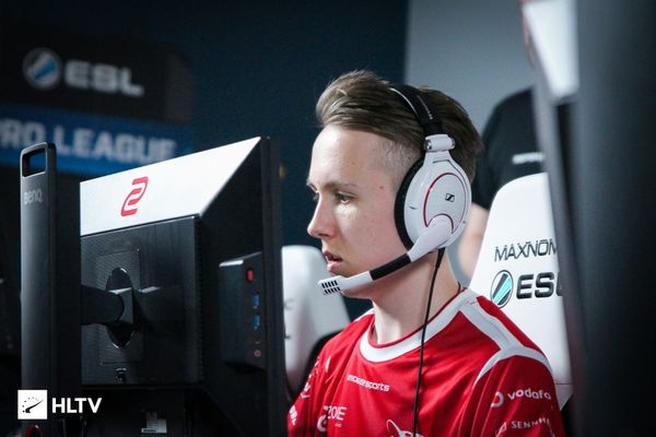 进攻容错趋 进攻容错趋