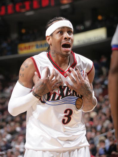 他把守着球 他把守着球